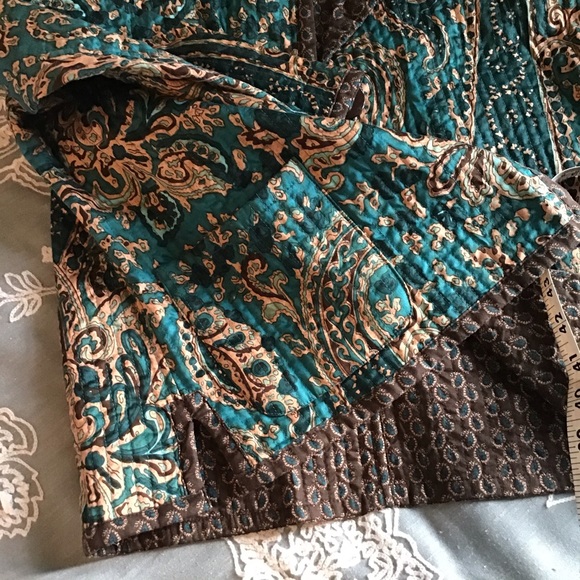 Women’s size large quilted jacket - Picture 7 of 8